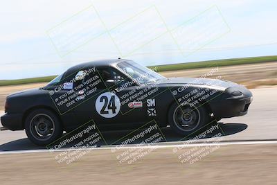 media/Jun-04-2022-CalClub SCCA (Sat) [[1984f7cb40]]/Group 1/Race (Cotton Corners)/